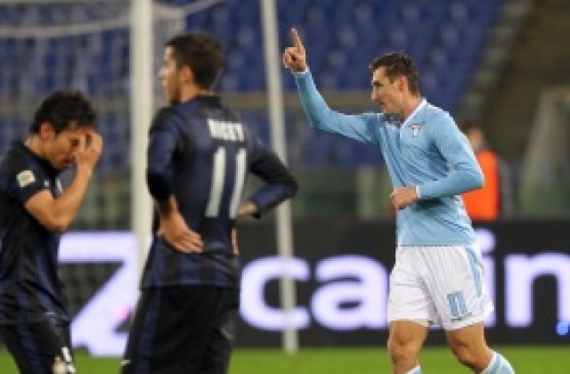 ВИДЕО: Убийствен Клозе за победен старт на Лацио на 2014, остави Интер далеч от върха