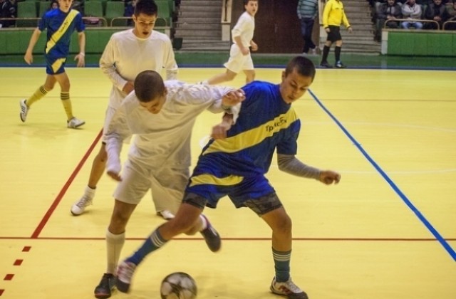 23 гола в първия ден на турнира по минифутбол