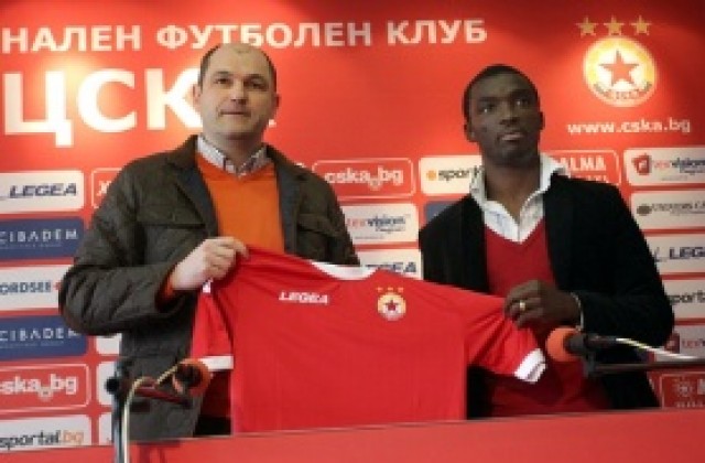 ЦСКА представи Съни, дава му една от най-високите заплати