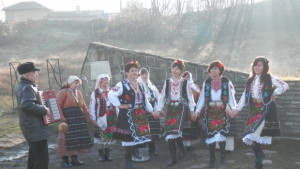 Иванови влачуги пресъздадоха в Караисен