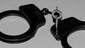 Хванаха двама крали кабел