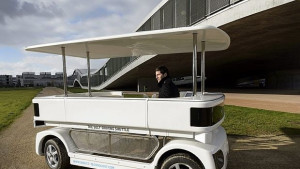 Екокола се движи без шофьор