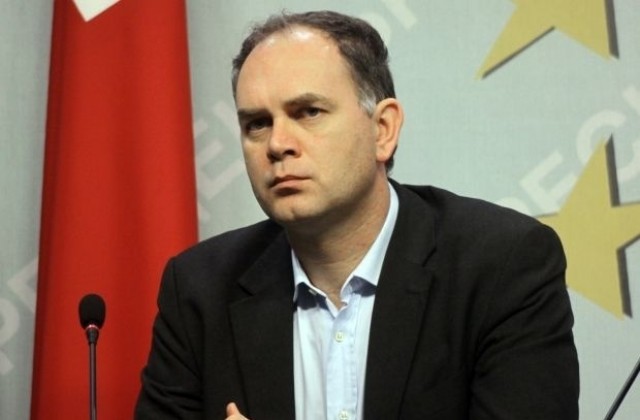 Кадиев: Парламентът трябва да подкрепи сваляне на имунитета на Сидеров