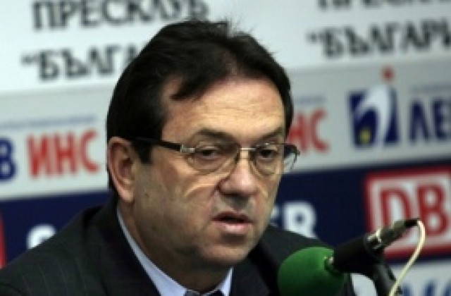 Шишманов с 4 дела за 1 милион лева, но Тракия Пд влезе в съюза и отмени протеста