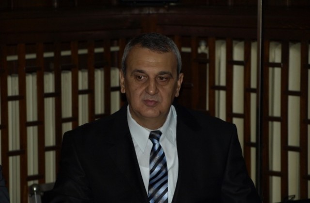 Превозвачи искат оставката на Държиков и премахване на маршрутките