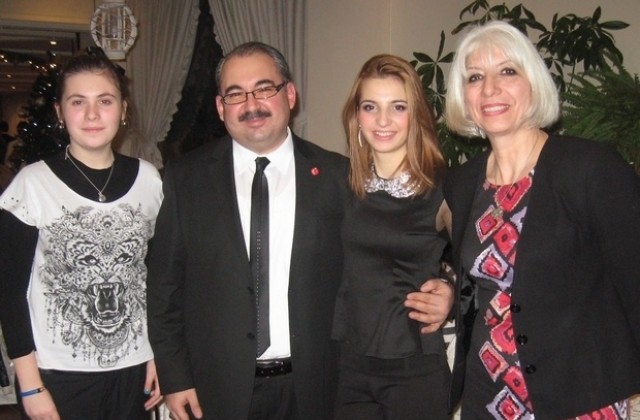 Годината започна с награди за студио Румина в Италия