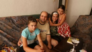 Между 70 и 100 семейства в България практикуват домашно образование