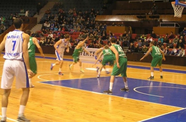 Черно море порт Варна спря серията на Балкан