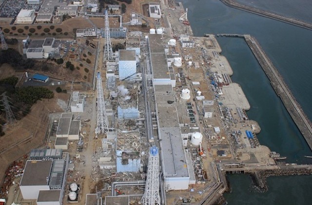 Радиацията около Фукушима надвиши осем пъти нормата