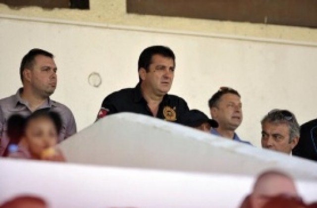 Адвокат спести крупна сума на Гигов