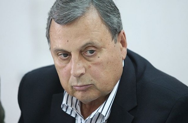 Вещаят „армия от безработни”, ако минималната заплата стане 400 евро