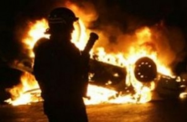 Три автомобила изгоряха край Свиленград