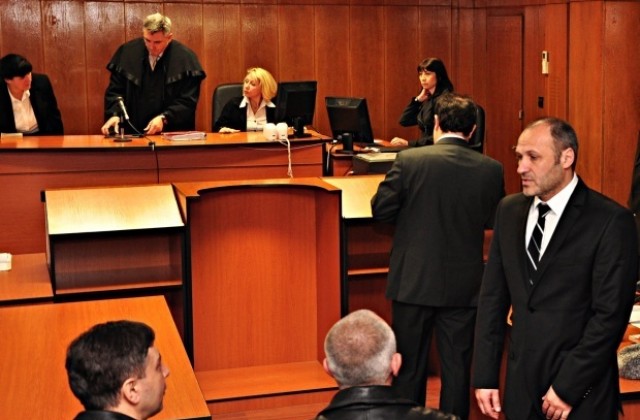 Апелативният съд не даде ход на делото срещу Иван Славков