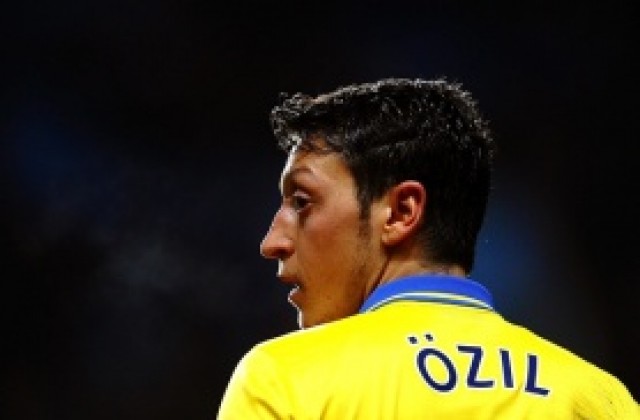 Анчелоти: Сбъркахме с продажбата на Йозил