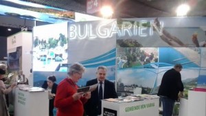 Варна привлича туристи с регатата Тол Шипс на изложение в