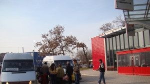 И автогарите губят от нелегалните превози