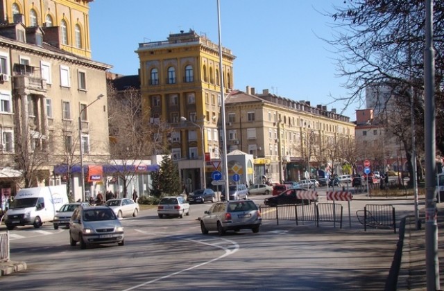 Пътни специалисти не дават ляв завой към Благоев в Димитровград