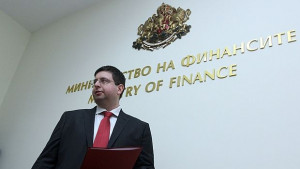 Обещават повисоки заплати във ведомствата срещу оптимизация