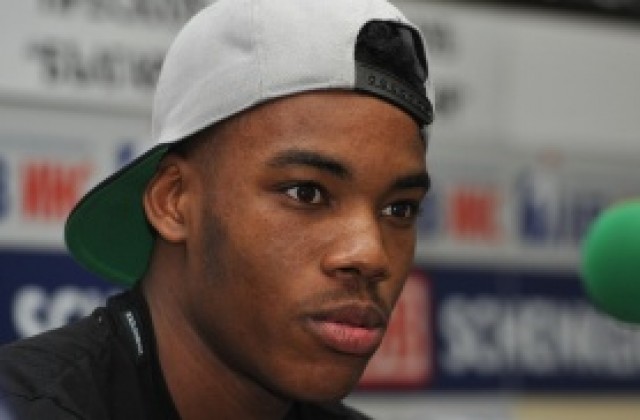 Спрягат Гари Родригес за клуб от Серия Б