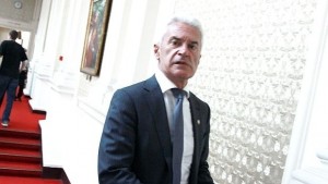 Сидеров към полицаи Боклуци мафиоти ще ви изчистя