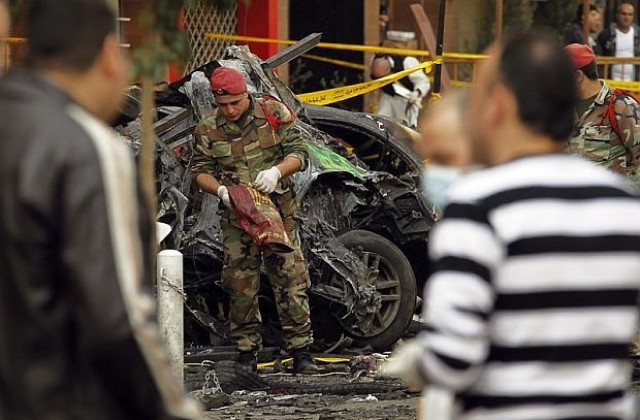 Най-малко трима убити и 25 ранени при атентат в Ливан
