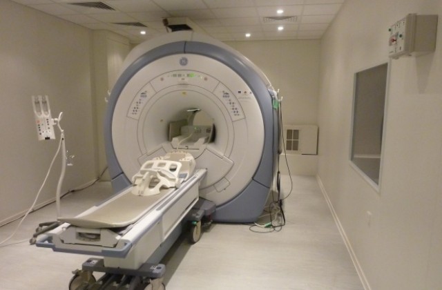 Русенската болница с нов апарат за ядрено-магнитна резонансна образна диагностика