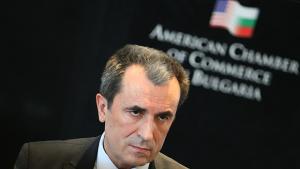 Орешарски Таксата за ВЕИ е необходима за оцеляването на НЕК