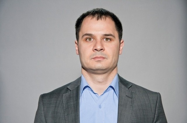 И чобаните искат асфалтирани пътища. Депутат се ангажира с проблема им