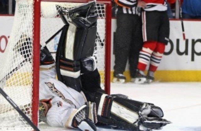 Шампионът Чикаго прекърши победната серия на Анахайм