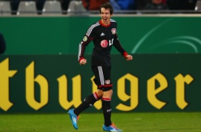 Нападател на Леверкузен се контузи лошо, пропуска и Световното