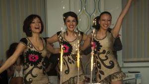 Латино звезди поздравиха UN BESO за третия им рожден ден