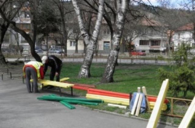 Топло за януари