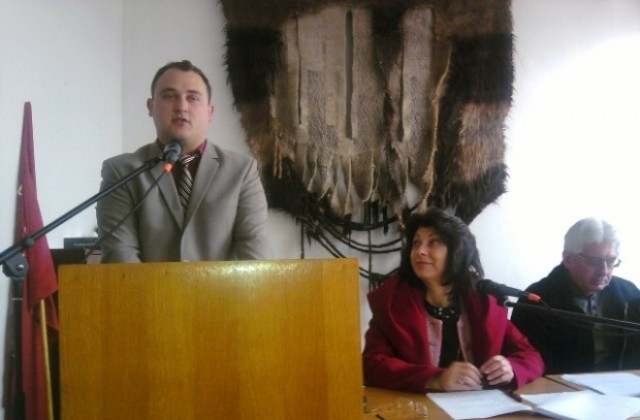 Червените в Севлиево искат Станишев за евродепутат, осъждат АБВ с декларация