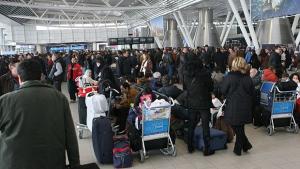 Облекчават преноса в ръчен багаж на течности купени на летищe