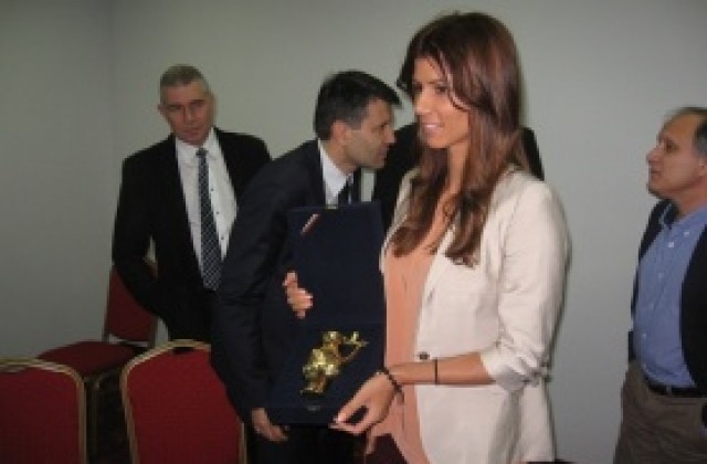 Кметът на Пловдив награди Цвети Пиронкова