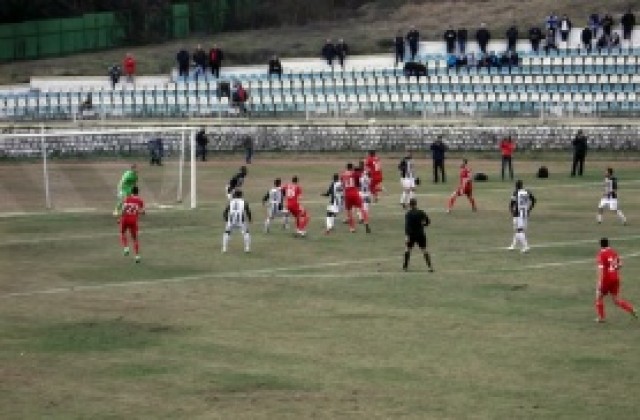 СНИМКИ: ЦСКА стартира 2014 с успех над Локо София