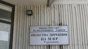 Задигнаха пари и документи от камион