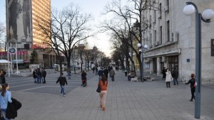 Шестнадесет нови липи по главната