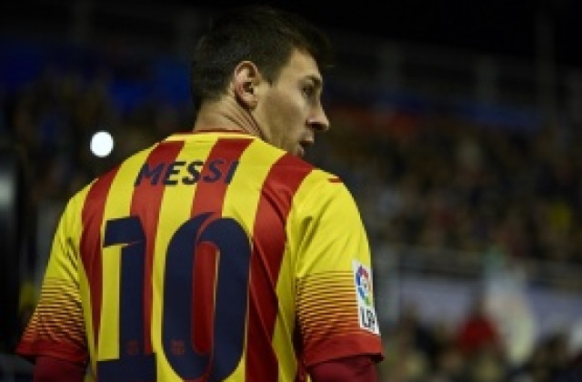 Меси записа рекорд от асистенции в своя мач номер 400