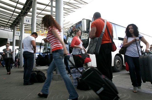 Автобусите издават билети с фискални устройства от юли