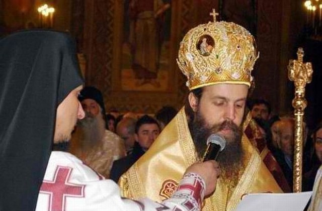 Камбитов посреща митрополит Серафим