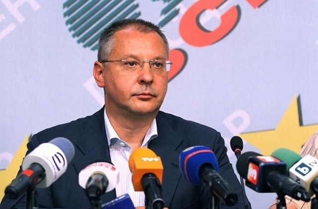 Станишев: Законът за тютюнопушенето масово не се спазва