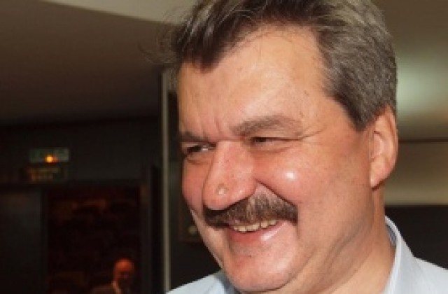 Тодор Батков движи трансфера на Родригес в Испания