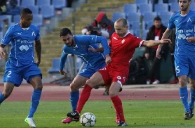 Гаджев почва срещу Черноморец