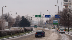 25 машини чистят Варна от утре проверяват за непочистени тротоари