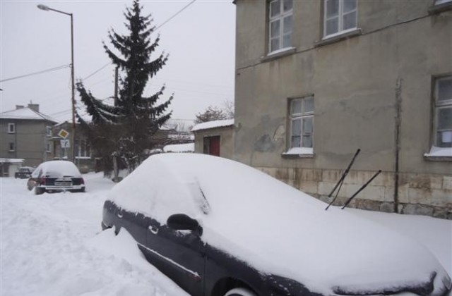Редица ограничения в Шуменско заради снега,19 села са без ток