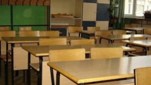 Училищата в Балчик спират занятия