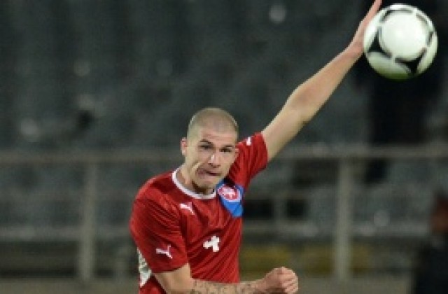 Чешкият защитник подписва с Левски утре, в неделя бе резерва за НЕК