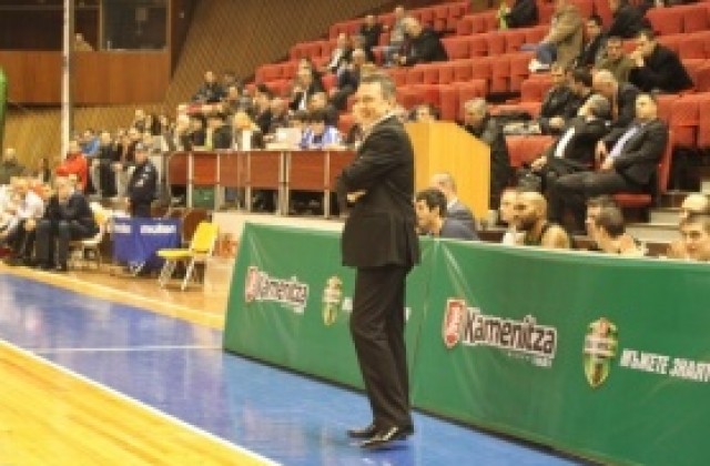 Седем българи и един македонец са кандидати за треньори в баскетбола