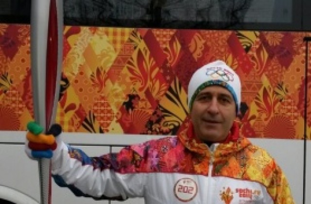 БГ олимпийците спортно-елегантни в Сочи, Дафовска вариант за знаменосец